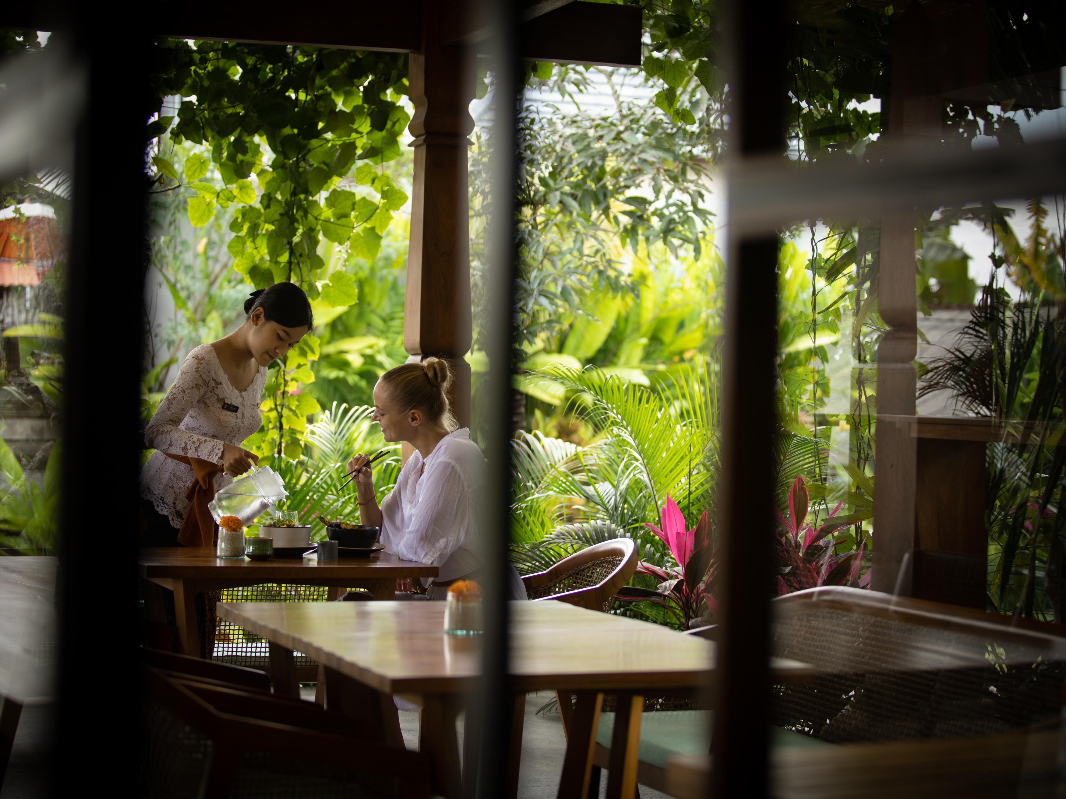 ホテル アディワナ スウェタ【Chse認定】 ウブド エクステリア 写真 A spa at the Four Seasons Resort, Koh Samui, Thailand